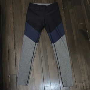 Outdoor voices 7/8 spring leggings